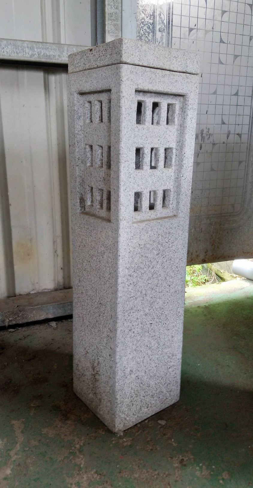 方柱燈